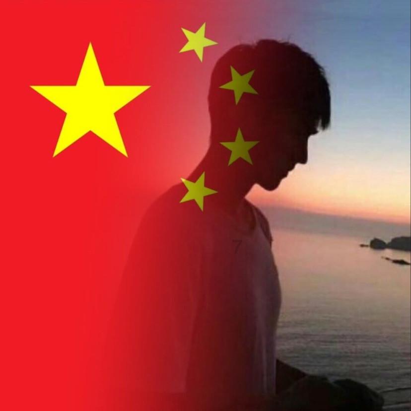康为世纪跌10.75%创新低 2022年上市募11.4亿元